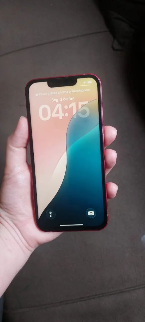 iPhone 13 256 GB com carregador 
