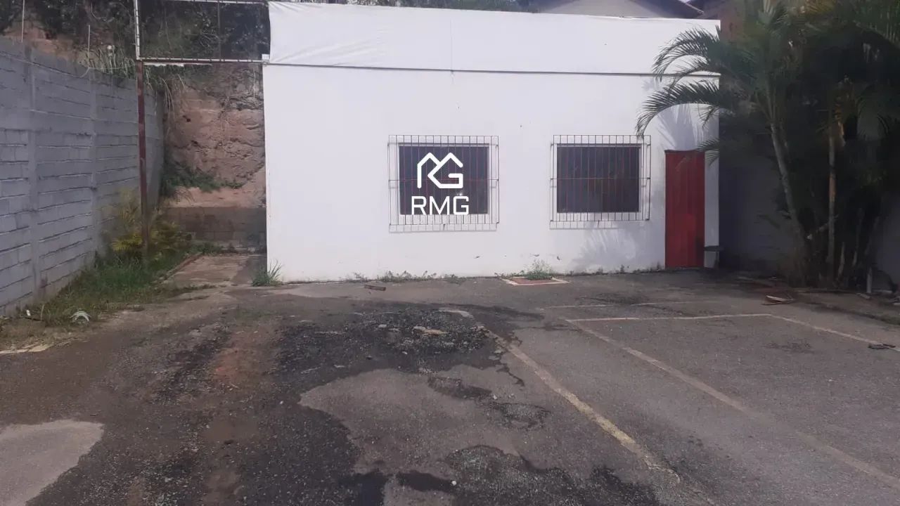 Lote para aluguel com 450m² - Bairro Planalto.
