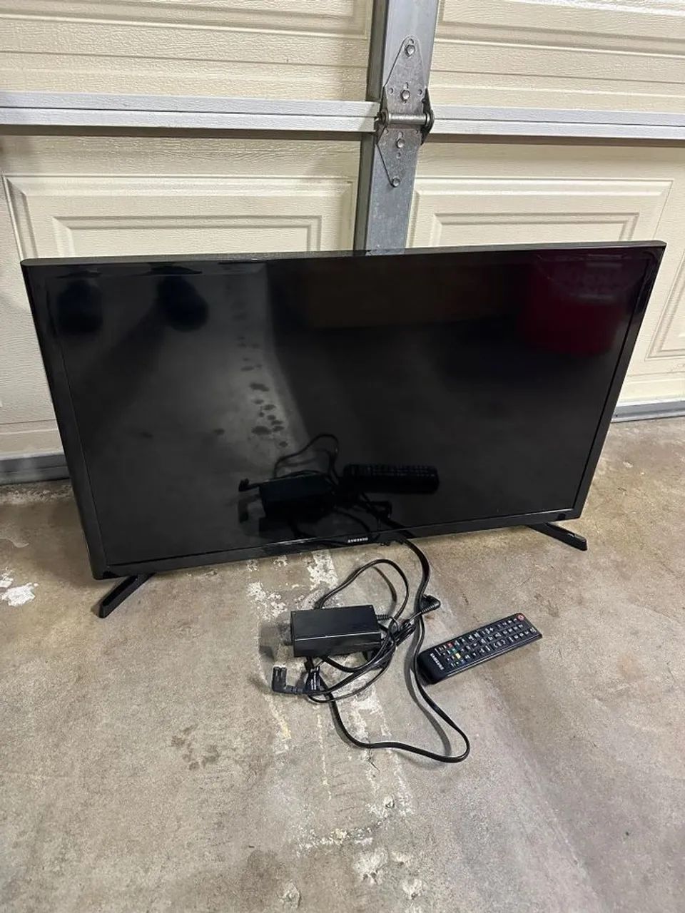 Tv semi nova 