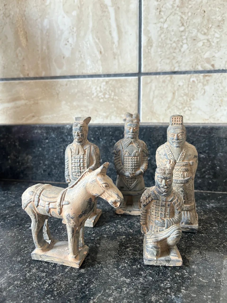 Miniaturas Guerreiros de Terracota - Conjunto Novo com 5 Peças