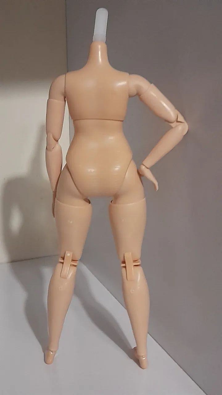 Barbie Basics You Create 03 - (Somente o Corpo) - Foto 4