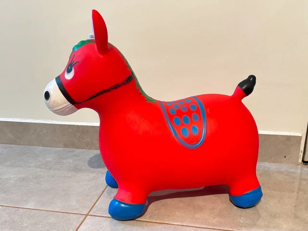 Burrinho de brinquedo com música