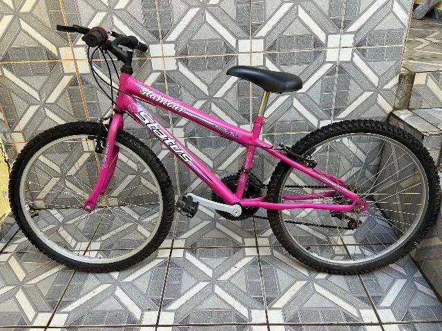 Bicicleta Status Glamour Aro 24 com marcha 