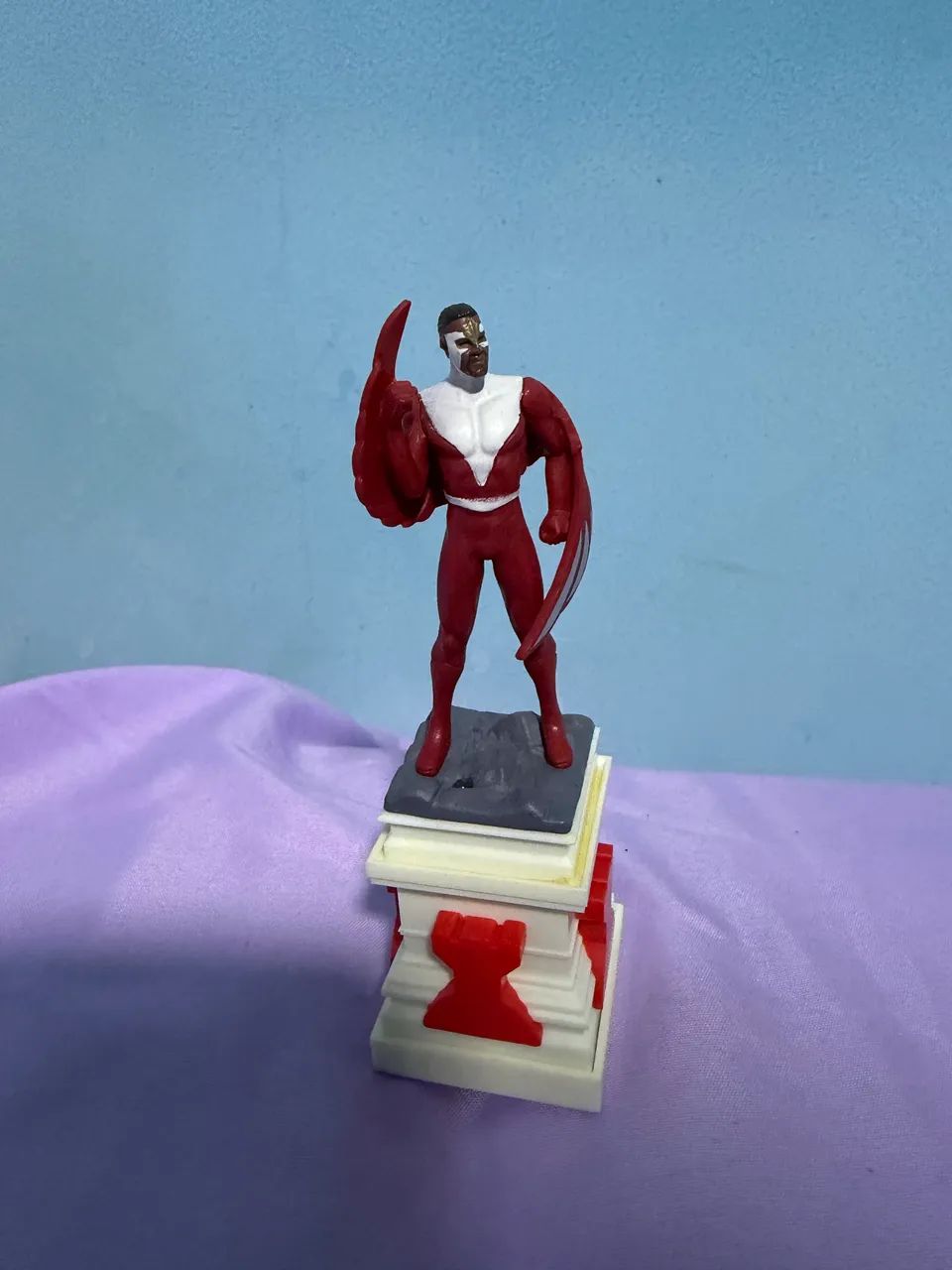 Falcão - Peça De Xadrez Marvel Planeta Deagostini - Foto 2
