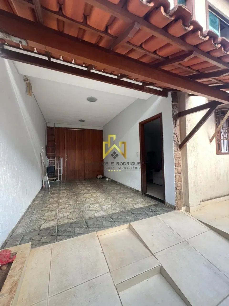 Casa Geminada Com Entrada Independente no Vila Cloris - Foto 2