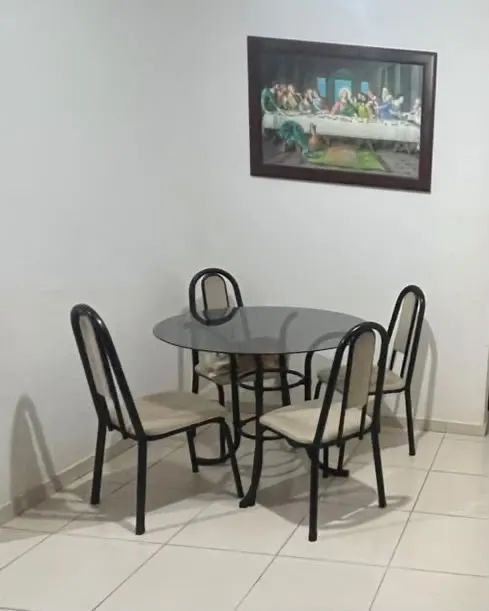 Mesa jantar vidro 4 cadeiras - Foto 2