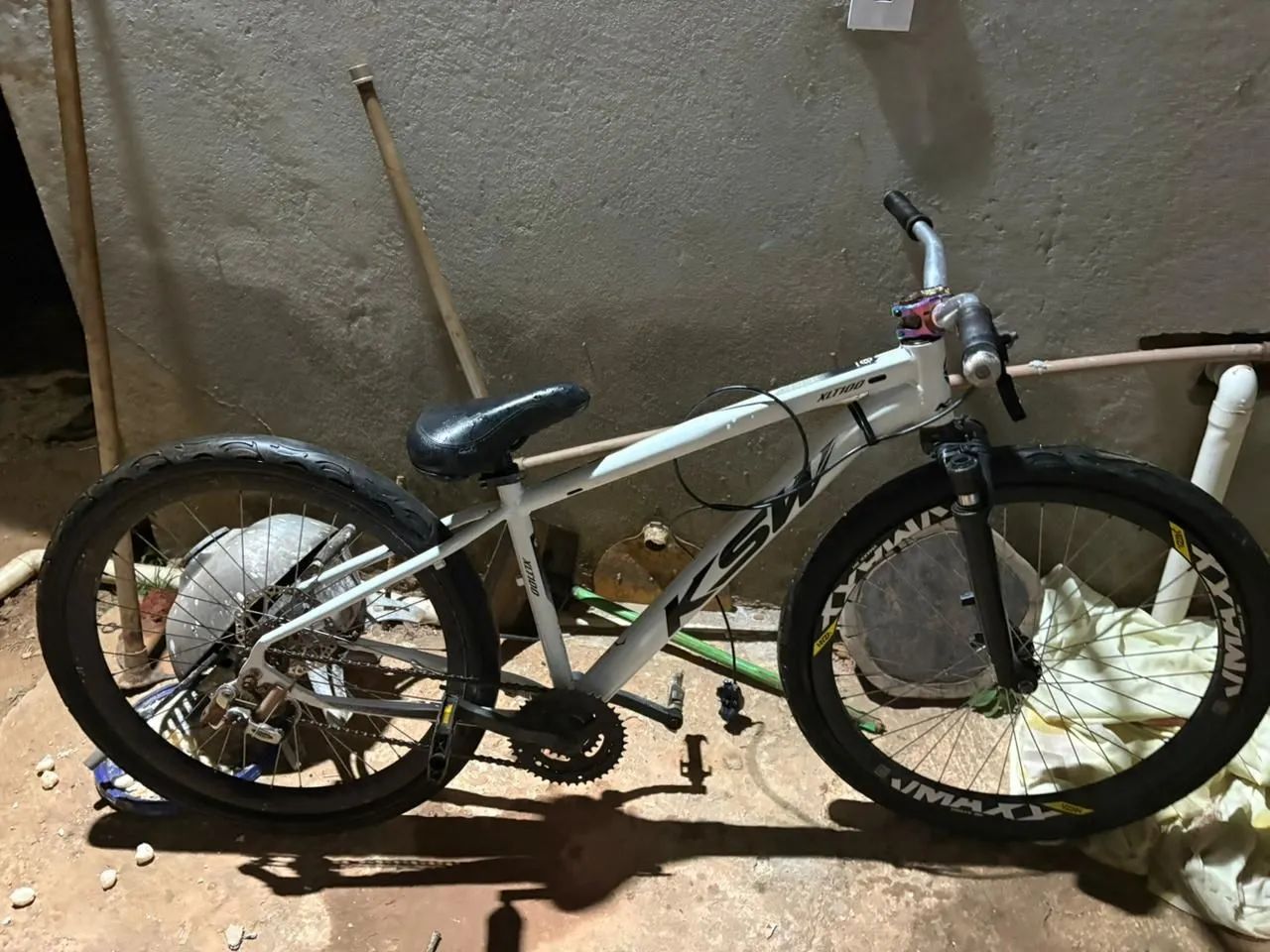 Bicicleta Ksw aro 29  - Foto 2