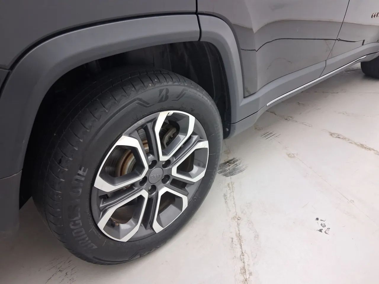 Jeep Commander Limited T270 1.3 TB Flex Aut., foto 14 de 18