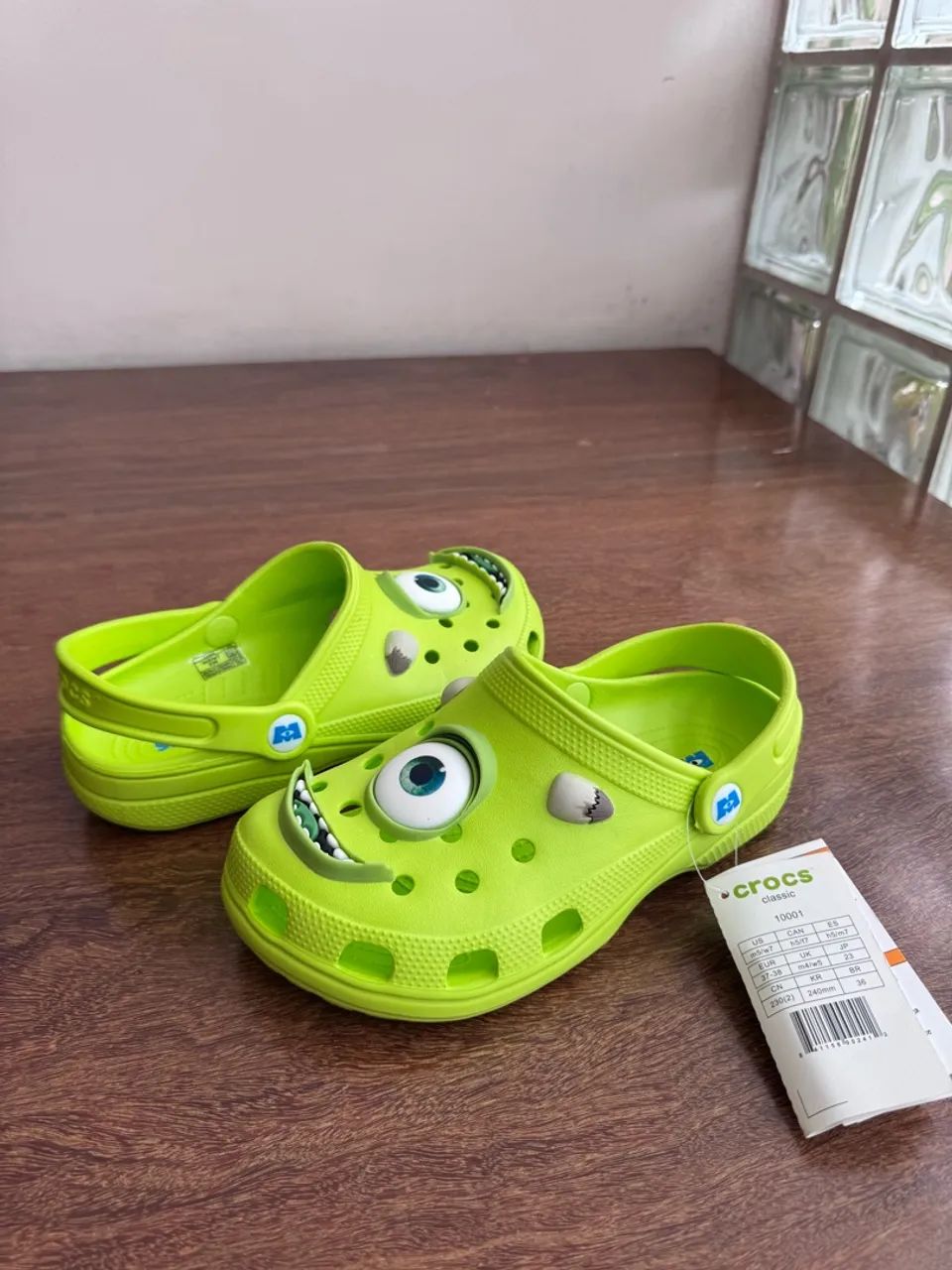 Crocs Disney Monstros s.a Mike Wasowski num.35