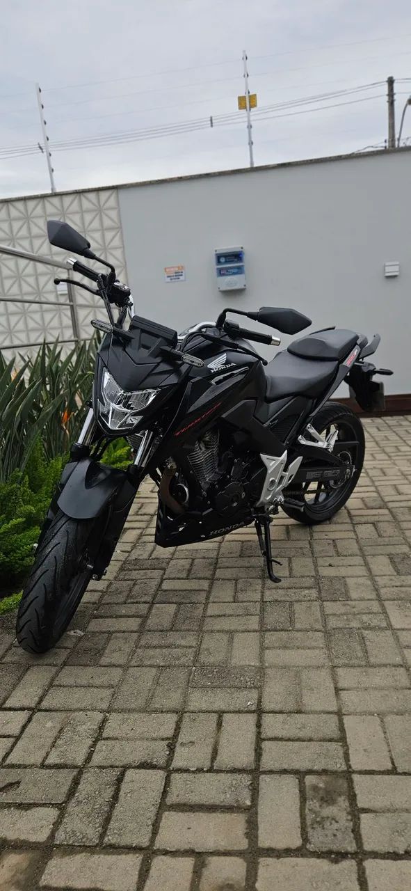 CB twister 300cc muito nova  - Foto 2