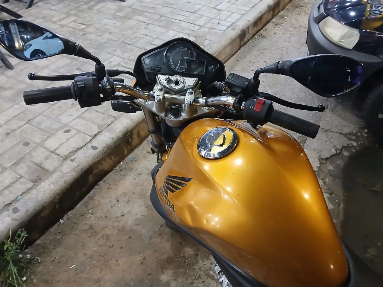 Honda Cb300 2010 extra - Foto 4