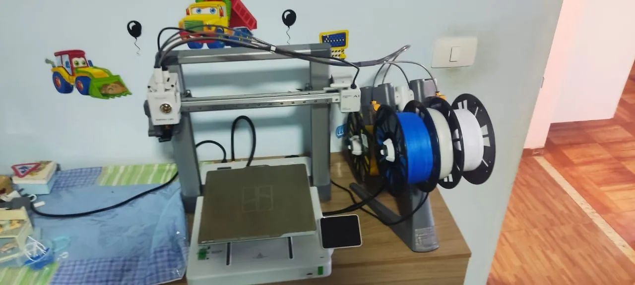 Impressora 3D + 5kg de filamento - NOVA