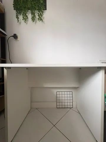 Mesa de Escritório 90x60 com 3 Tomadas - Firme e Resistente - Foto 2