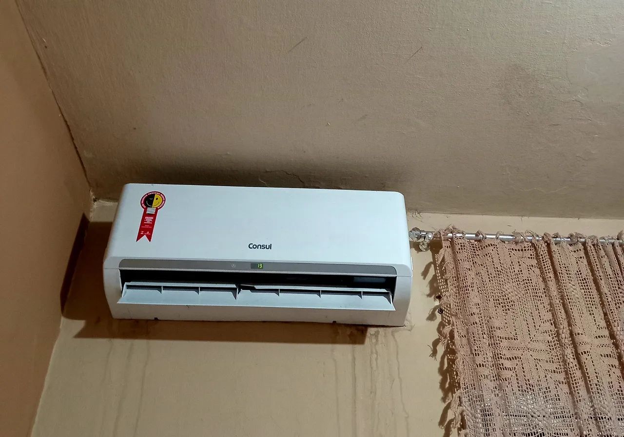 Ar condicionado 7 mil btu funcionando perfeitamente  - Foto 2