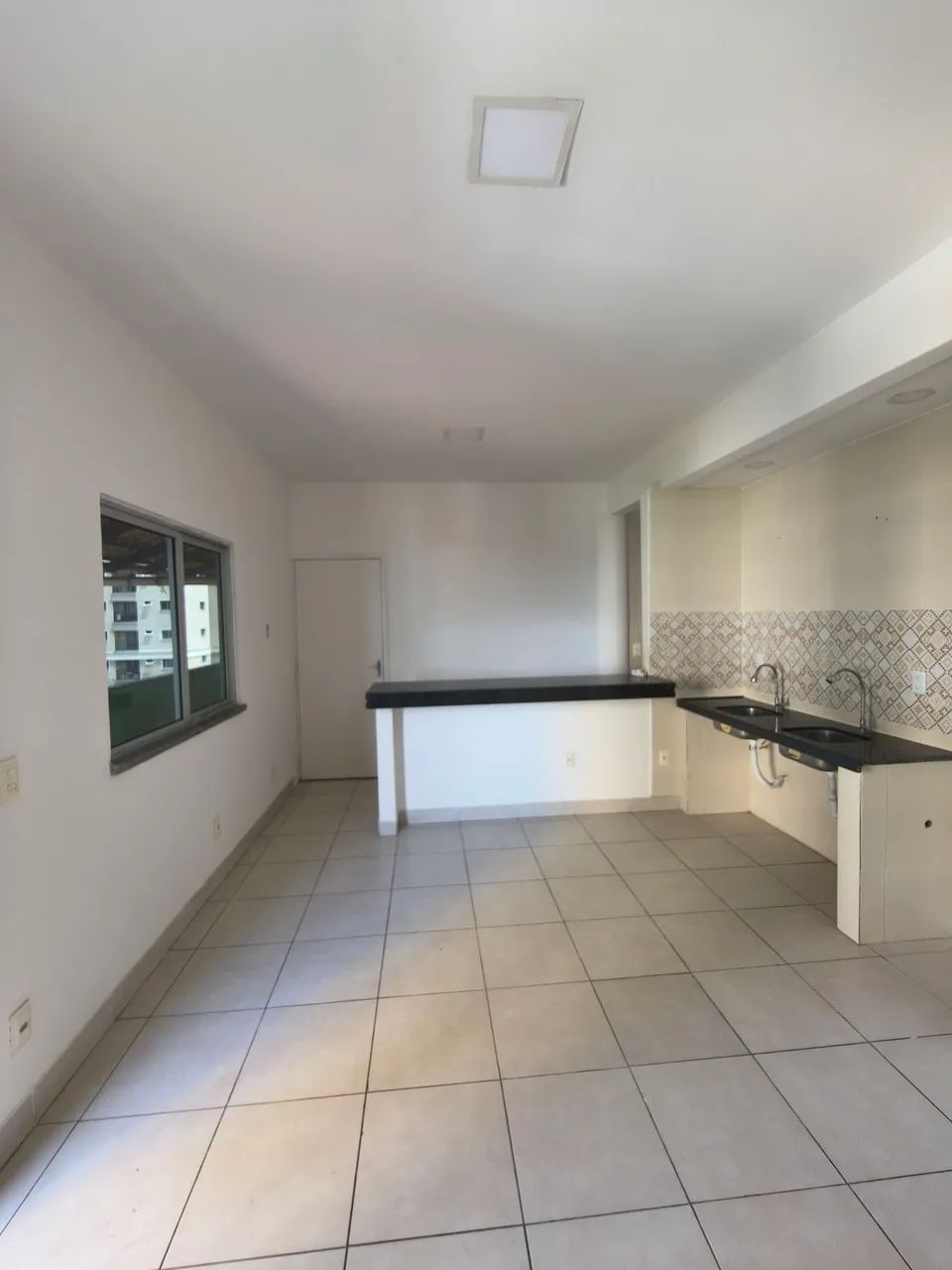 Alugo apartamento no jóquei clube 2 quartos e 2 banheiros - Foto 2