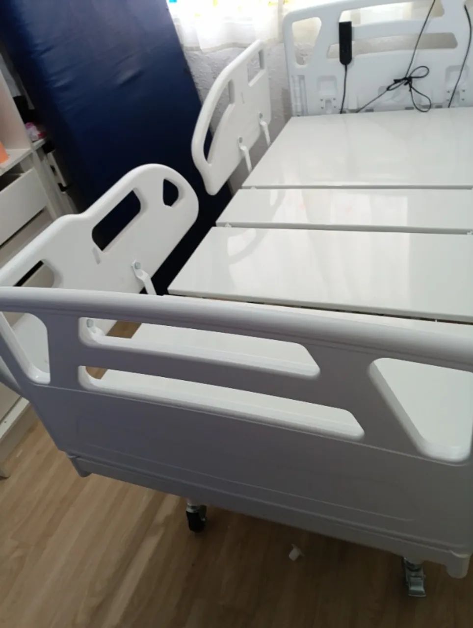Cama elétrica hospitalar 