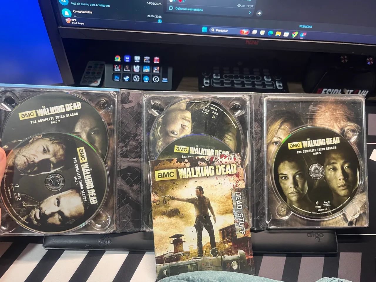 The walking dead 3 temporada Bluray importado digipack  - Foto 4