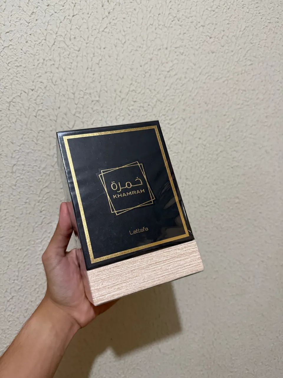 Perfume Árabe Original - Lattafa Khamrah - Foto 2