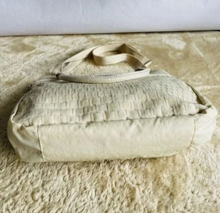 Bolsa kipling original creme comprada no Japão  - Foto 2