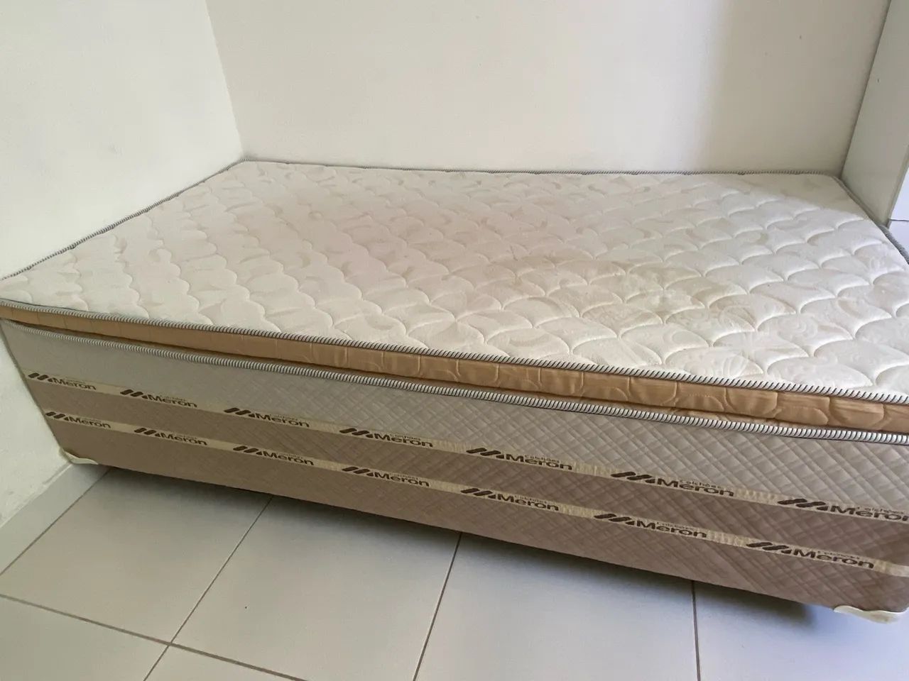 Cama Box Solteirão seminova  - Foto 2