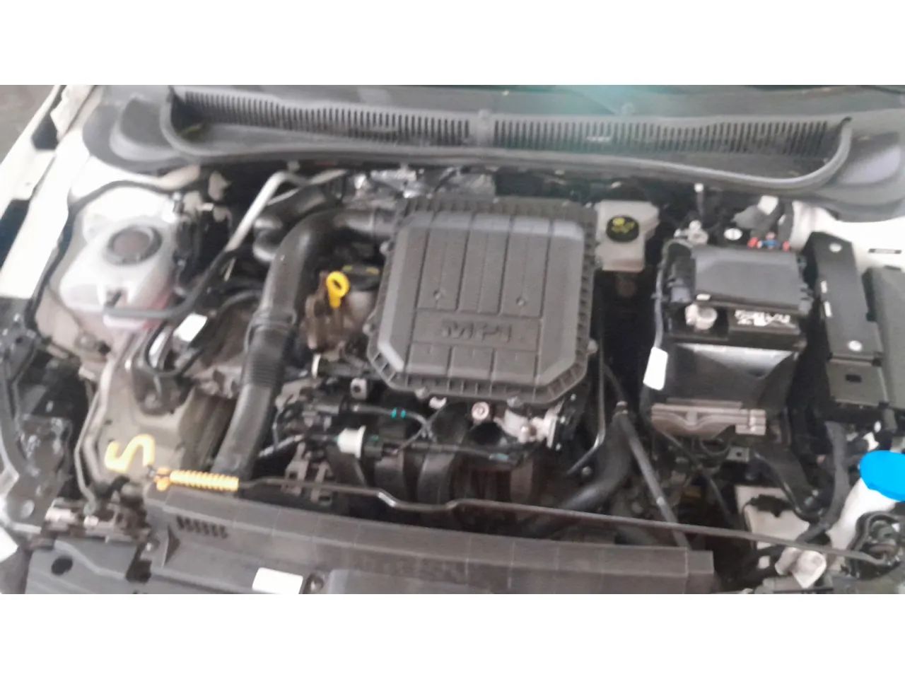 Volkswagen Polo Track 1.0 Flex 12V 5p, foto 12 de 16