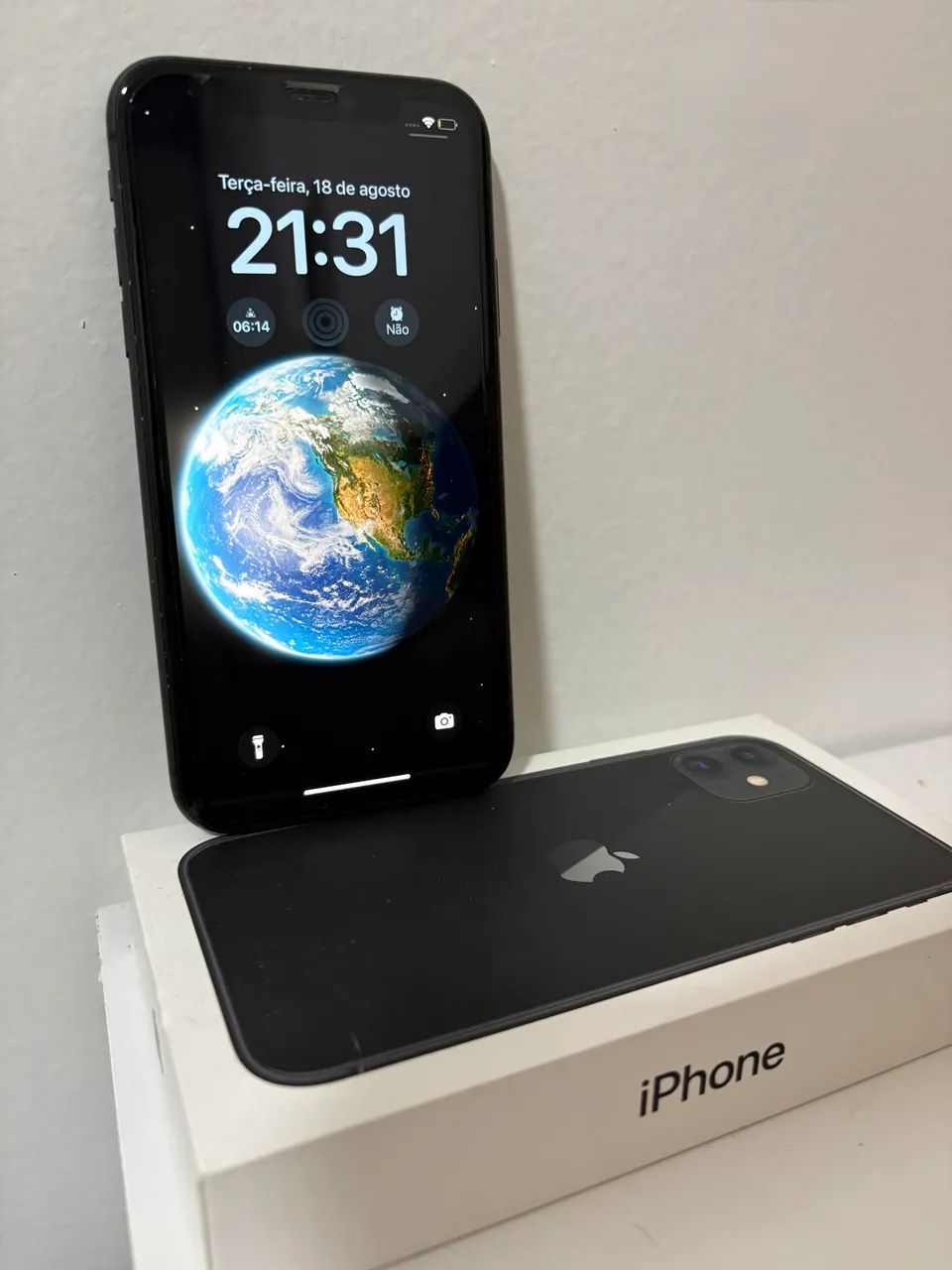 iPhone 11