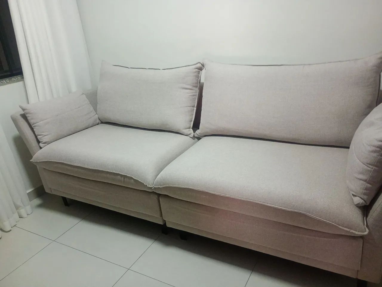 Vendo sofá 3 lugares semi novo  - Foto 4