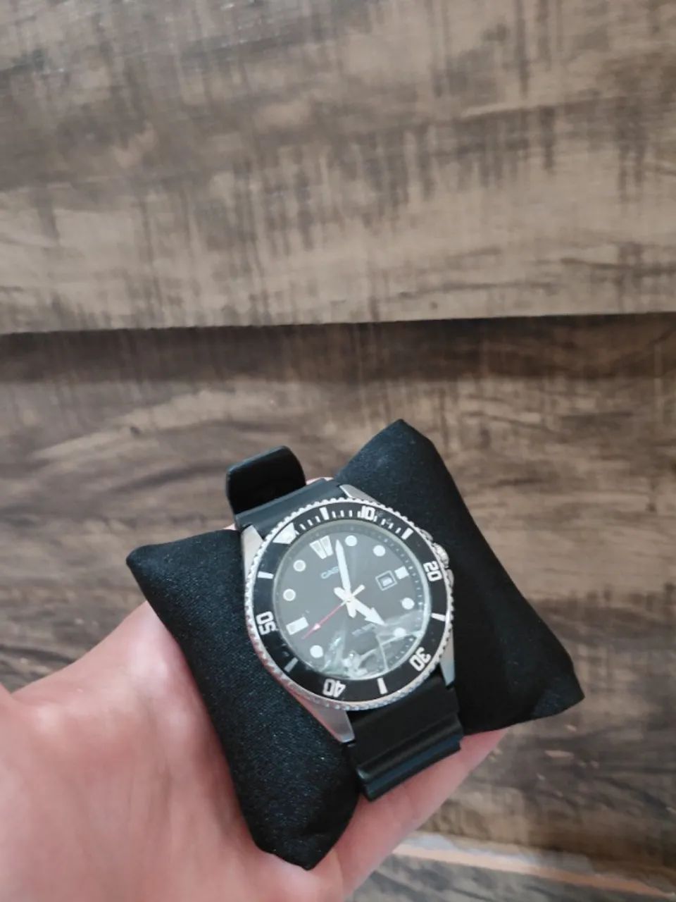Relógio Casio Duro Masculino Mdlv-10-1a1vdf Correia Preto Bisel Preto Fundo  - Foto 2