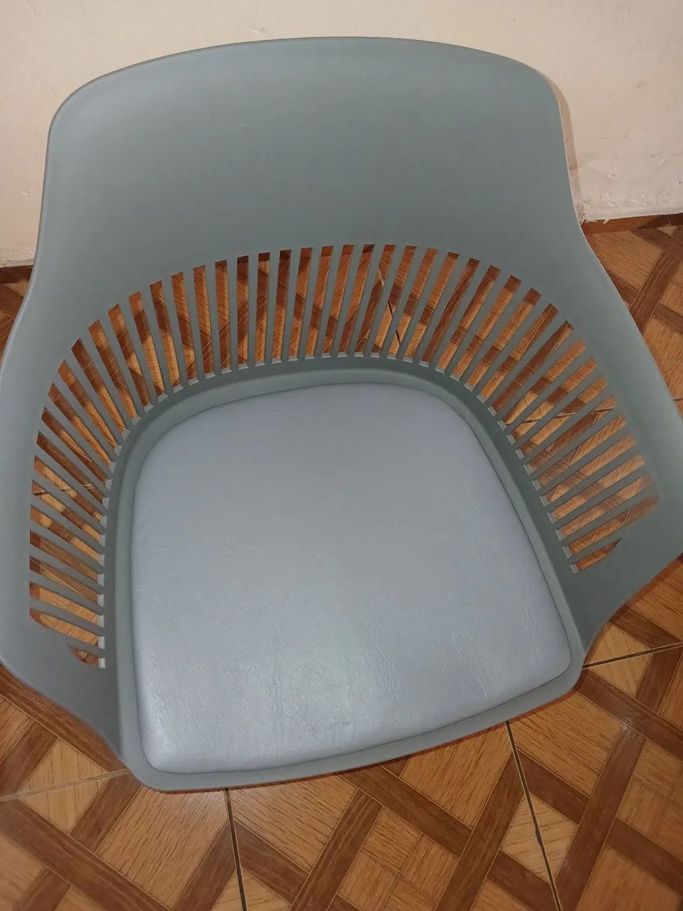 POUTRONA PLÁSTICO  - Foto 4