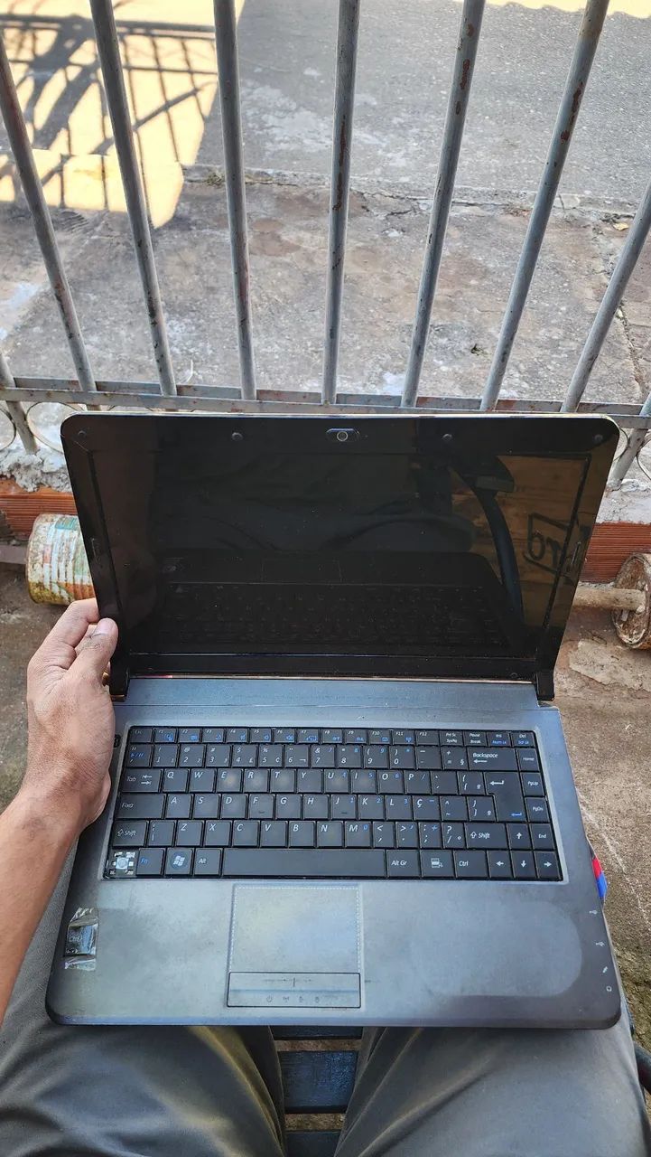 Notebook Positivo Unique para retirada de peças - Foto 3