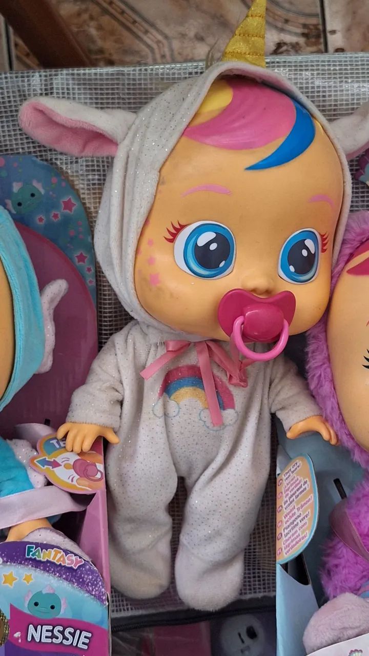 Brinquedos e Boneca Cry Baby, Chora de verdade - Foto 4