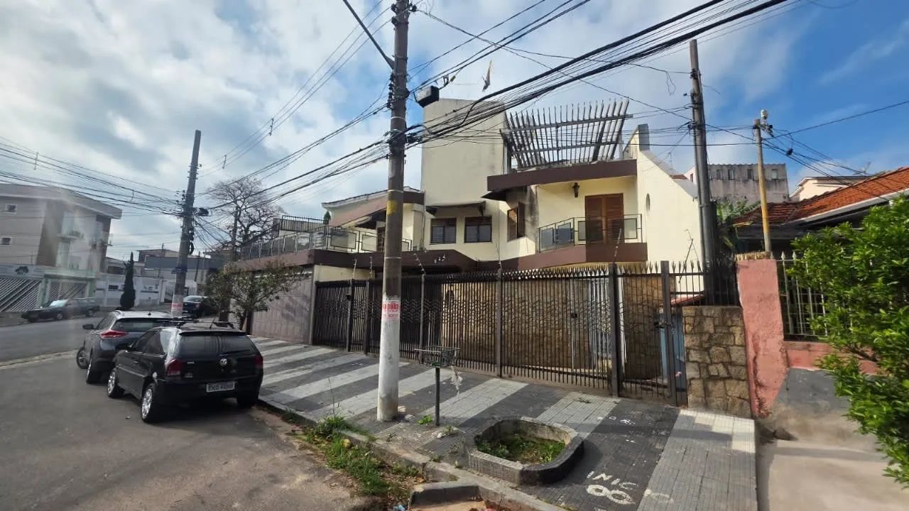 Casa comercial na Rua Casa Forte, 834  280 m²
