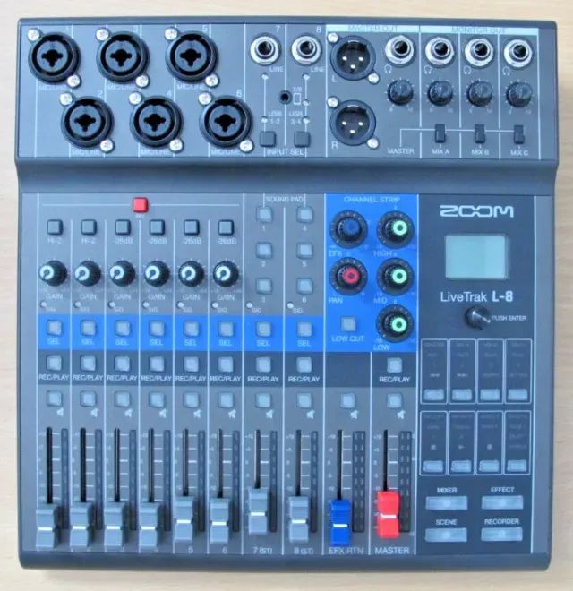 Mesa de som Zoom Livetrak l-8 nova - Foto 2