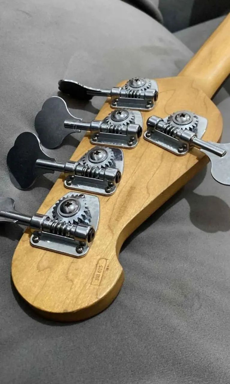 Baixo yamaha - Foto 5