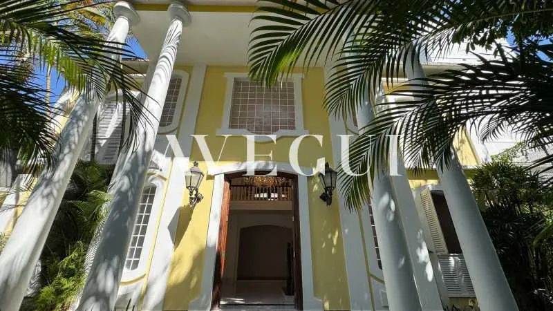 Casa em Condomínio-Triplex - Residencial - Gávea