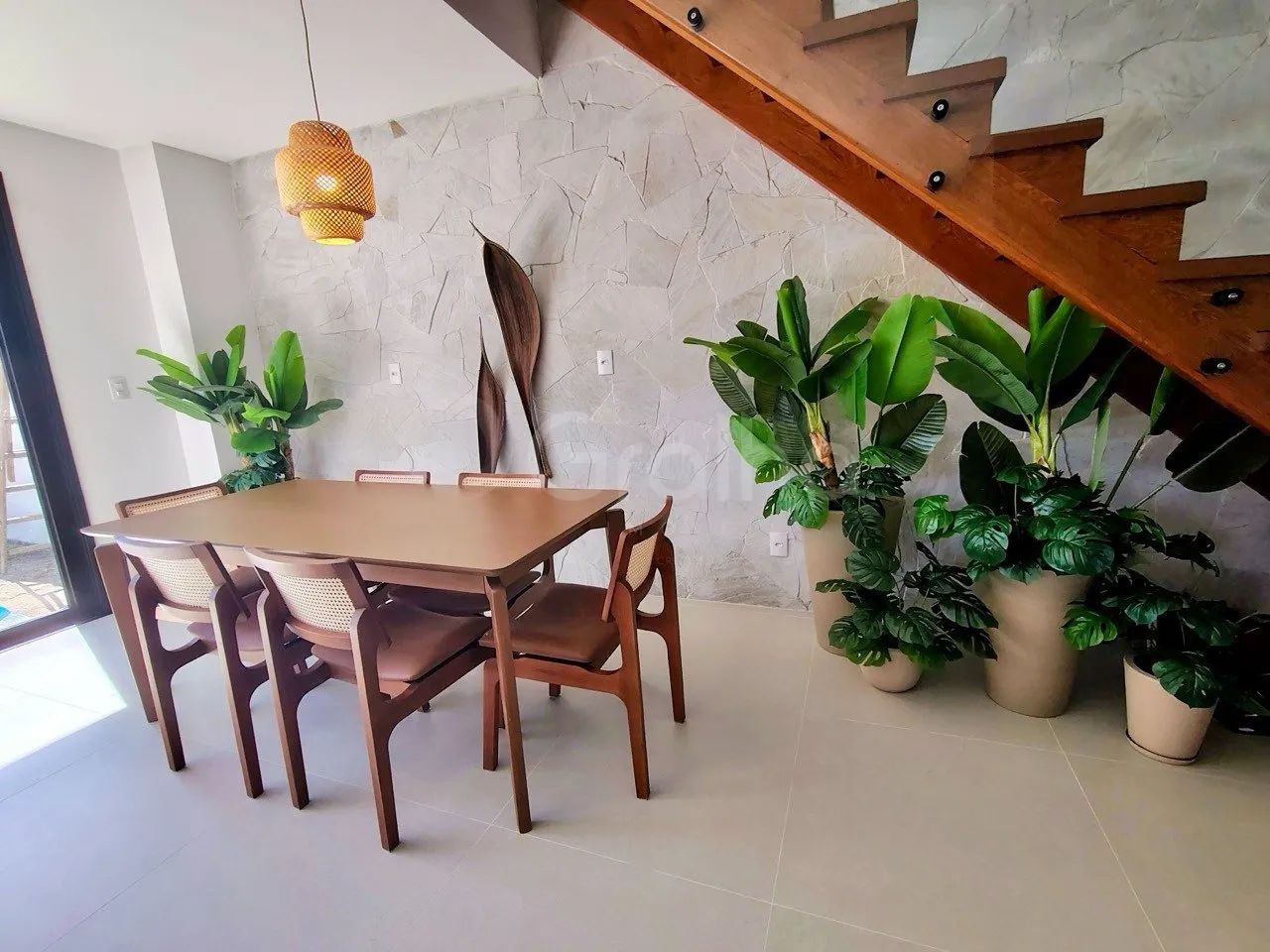 Casa Geminada de 170m² com 3 suítes no bairro Daniela - Foto 4