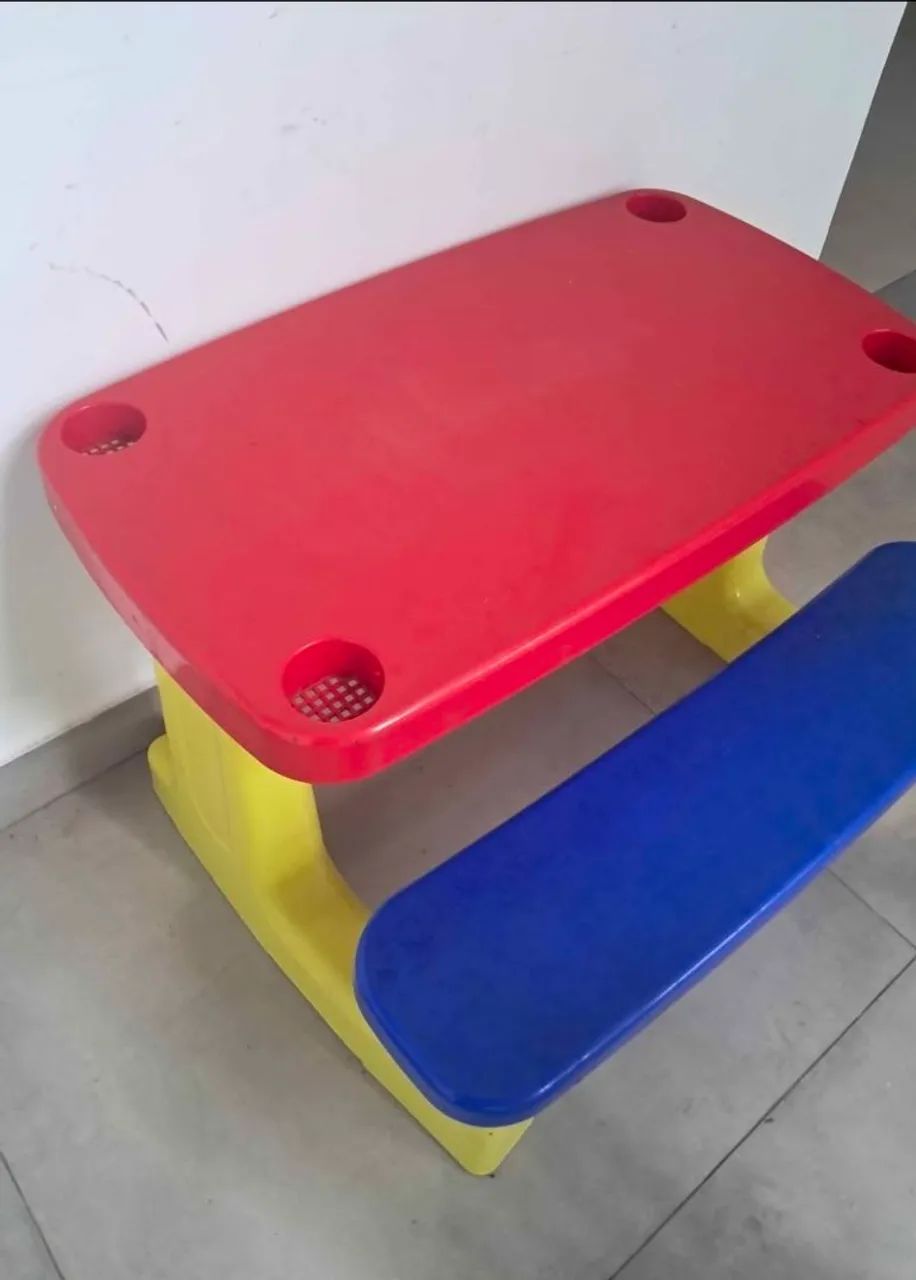 Vendo mesa infantil  tramontina 