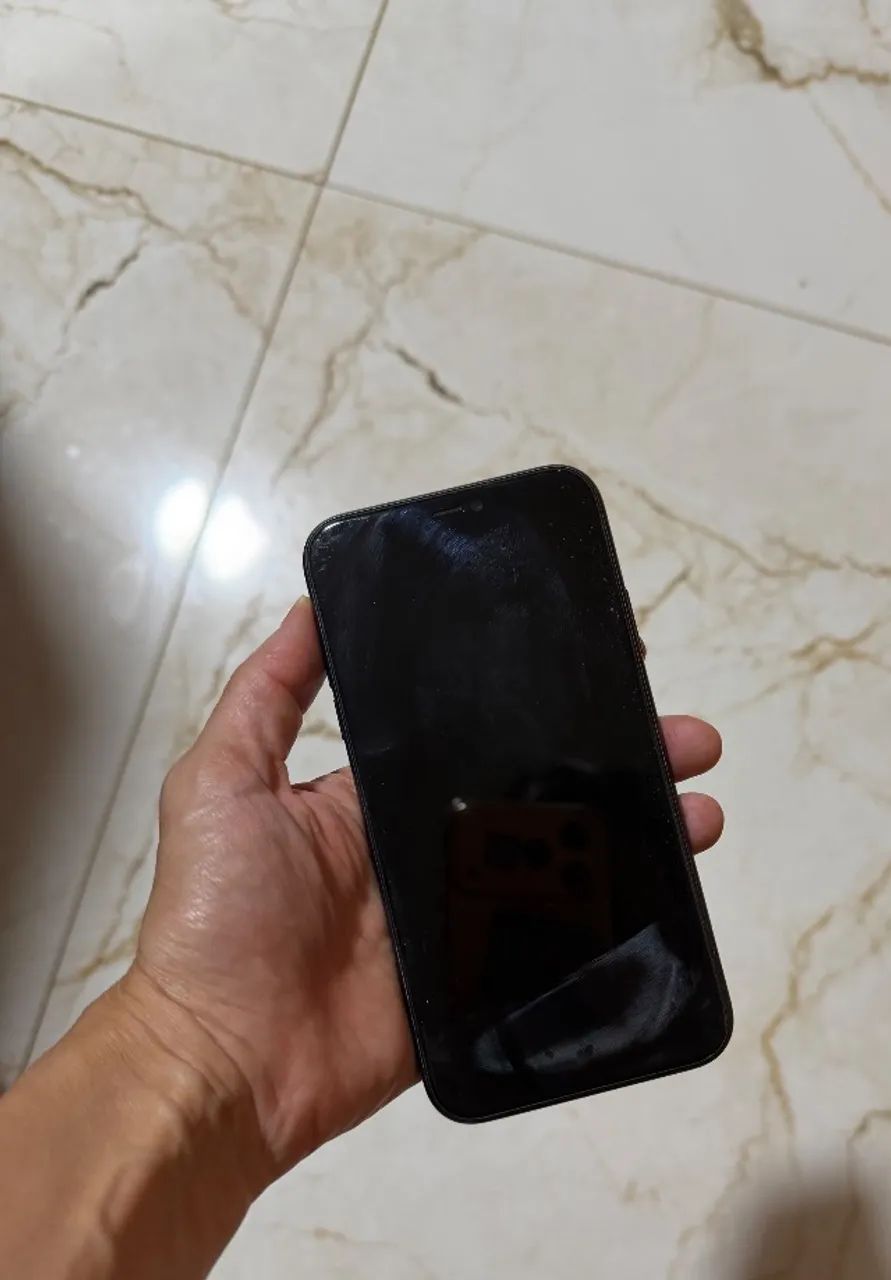 iPhone 11 - 64gb - ótimo estado - funcionando  - Foto 2