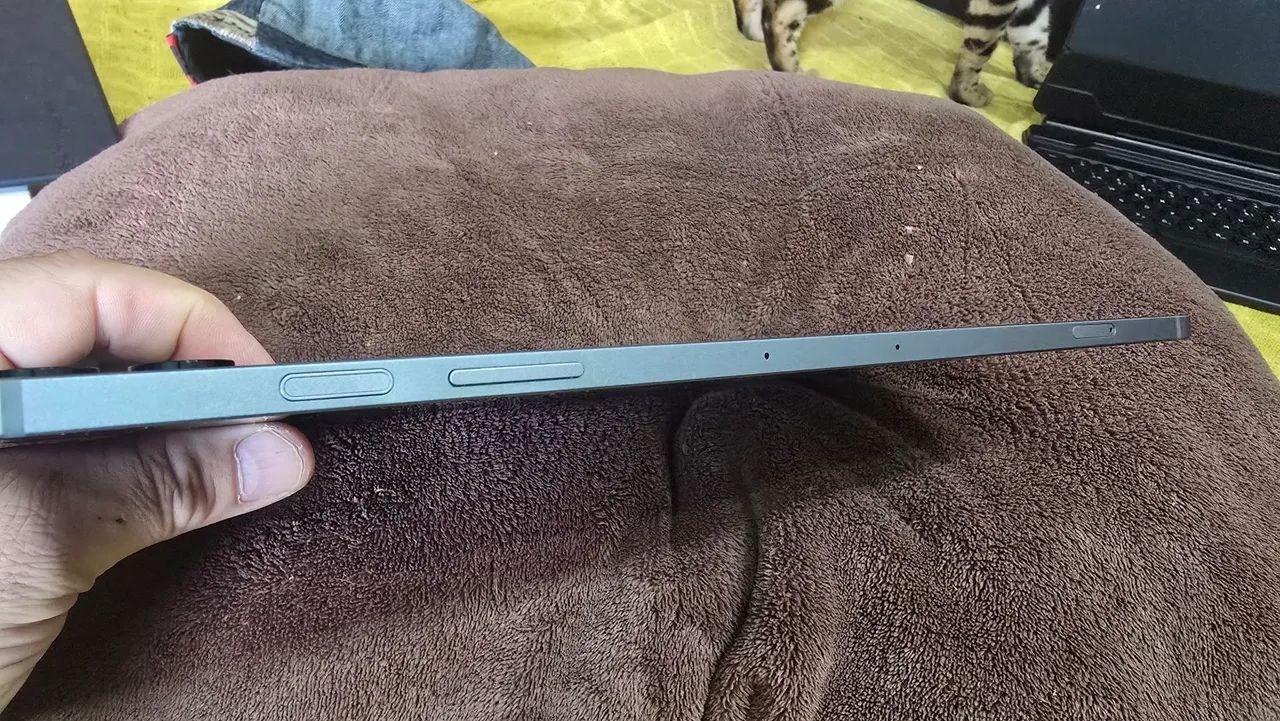 Samsung Tab S9 FE + com capa teclado - Foto 5