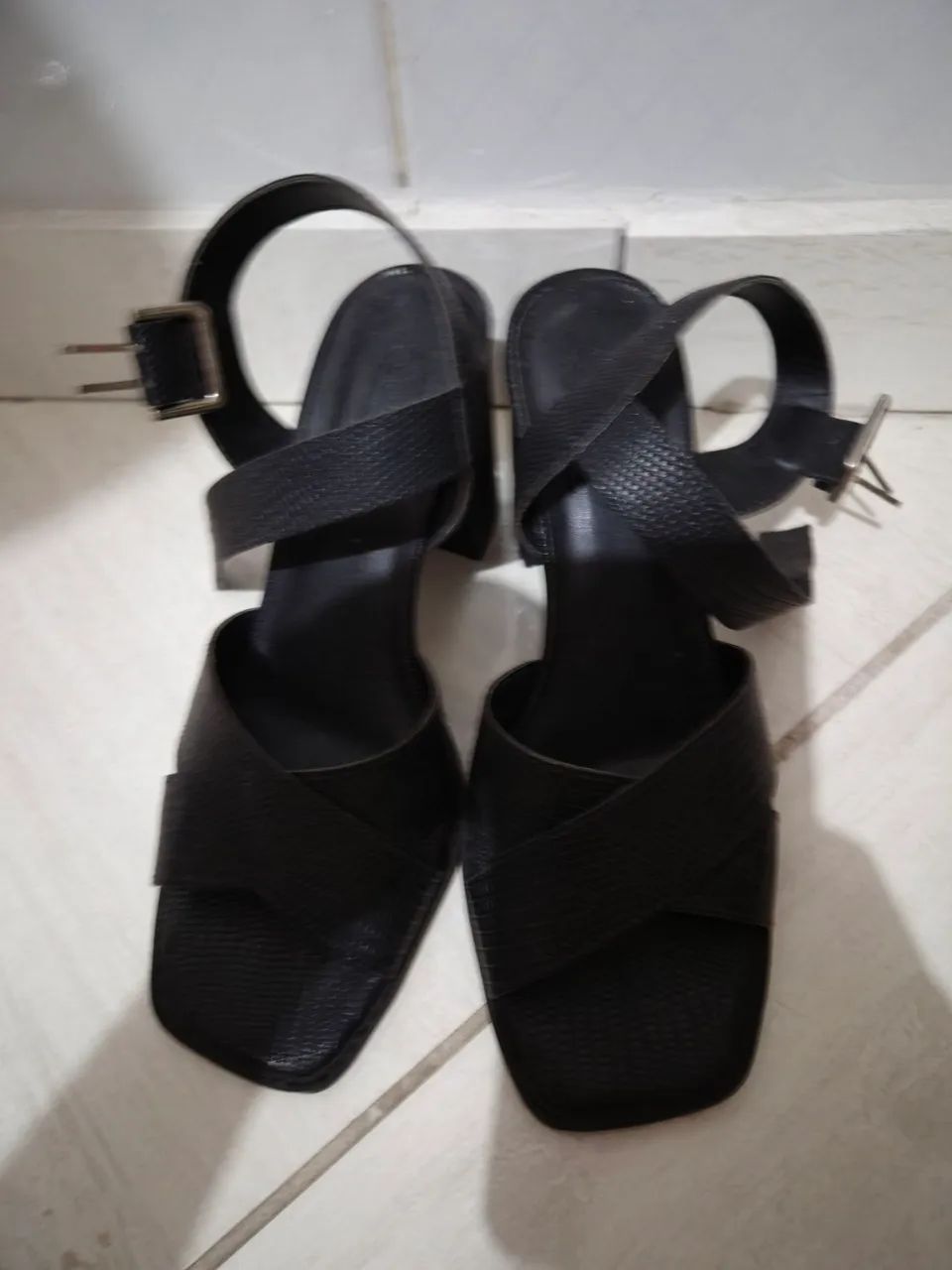 Sapatos seminovos - Foto 3