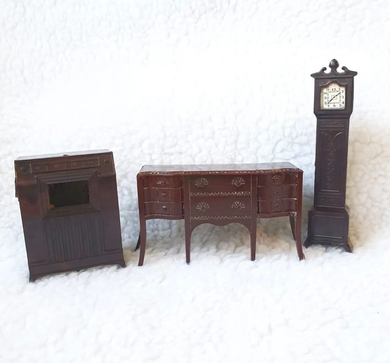 Móveis em miniatura vintage Renwal e Plasco toy