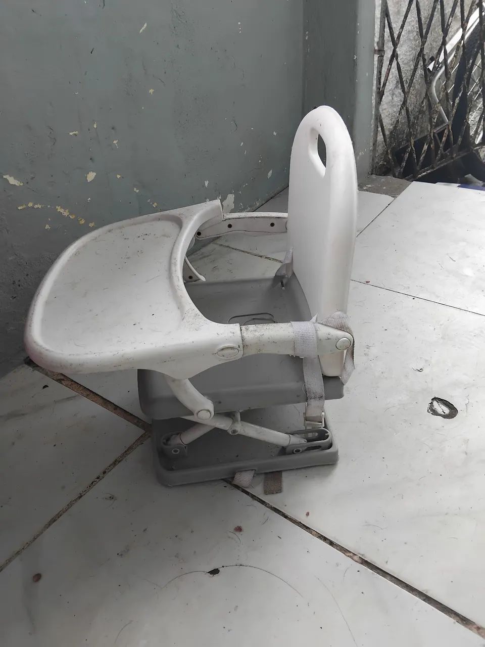 cadeirinha de alimentação  para crianca - Foto 2