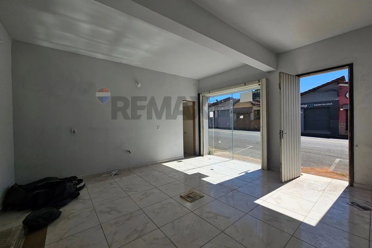 "Ponto Comercial Ideal no Centro de Itapira" - Foto 2