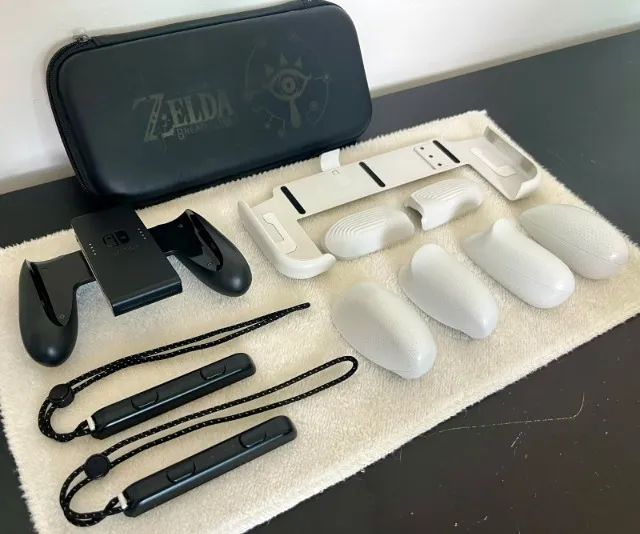 Nintendo Switch OLED 64GB Branco + Dock + Grip Skull & Co + Case - Foto 5
