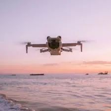 Drone DJI MINI 4 PRO COMBO FLY MORE PLUS - Foto 5