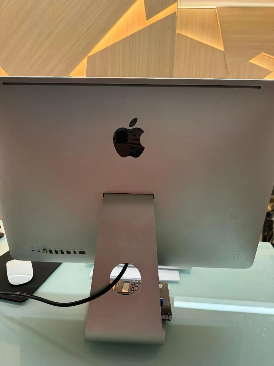 【新品SSD】Apple iMac 21.5インチ Mid 2010 Vende-se iMac 21.5-inch Mid 2010 i3 - Computadores e Desktops