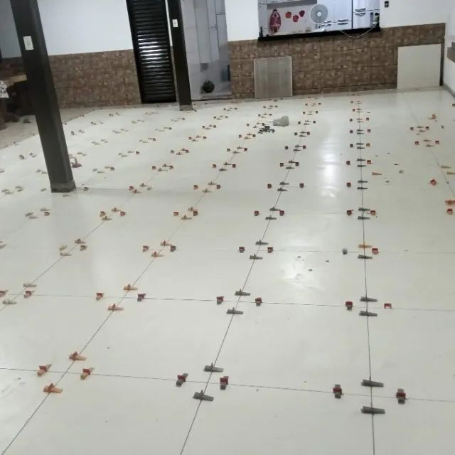 Trabalhamos com reforma de residência e salas comerciais do básico ao acabamento elétrica