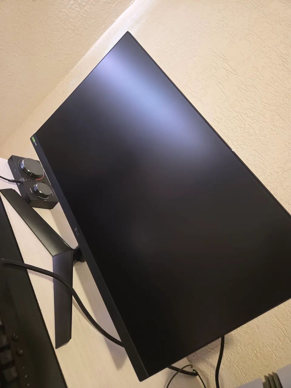 Monitor LG ultragear 24p 180hz  - Foto 4