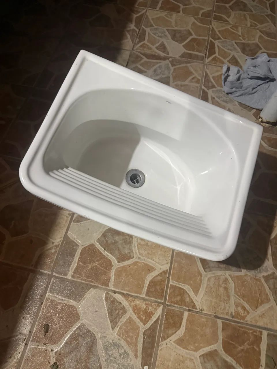 Tanque de louça deca 65082229642755121