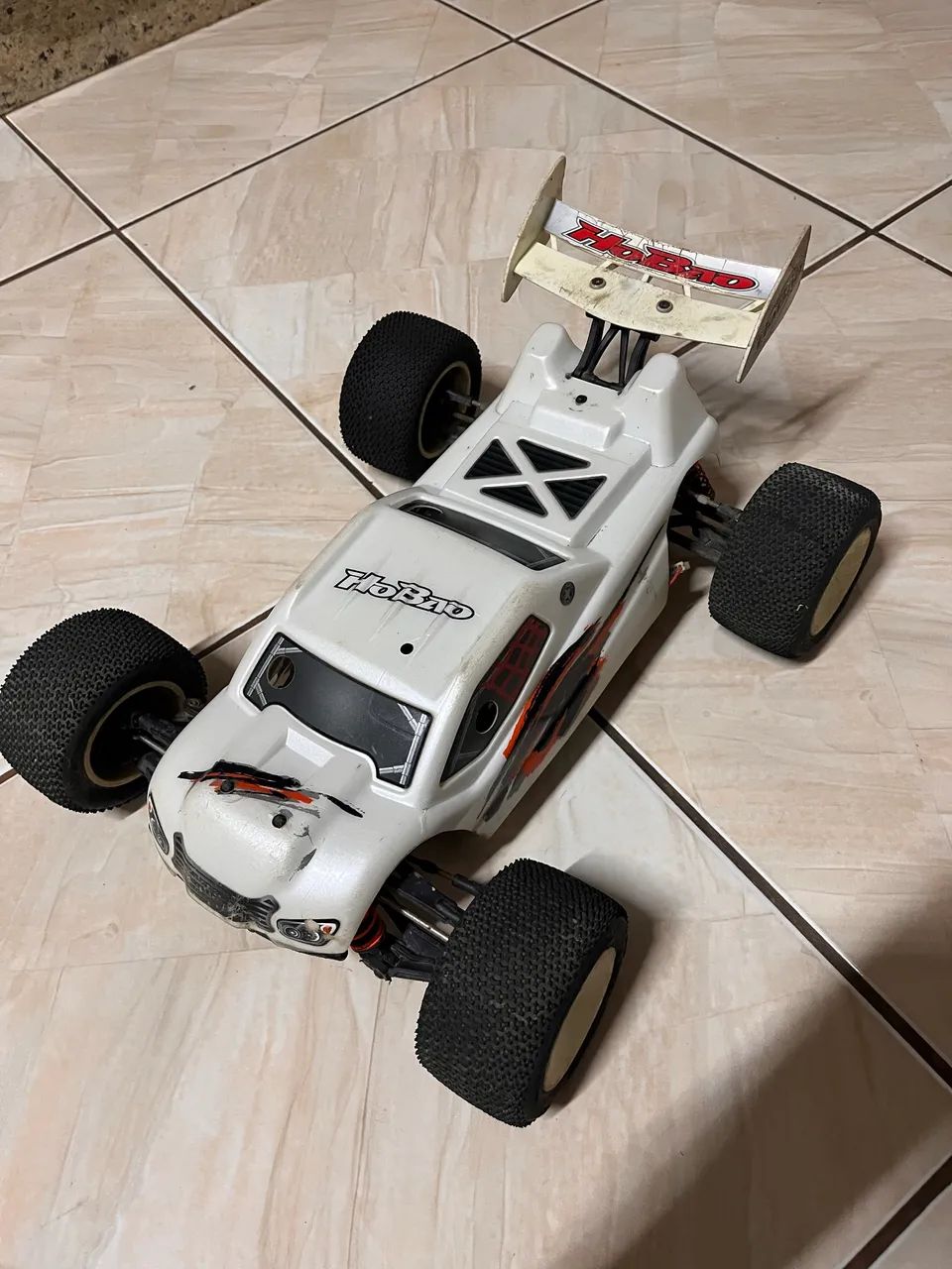 Automodelo RC Elétrico 4x4 Brushless 3900KV